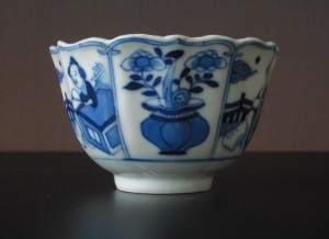 Kangxi Cup - "Lady and flower vase"