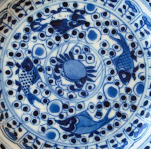 19th C. Saucer – Fishes & Crab