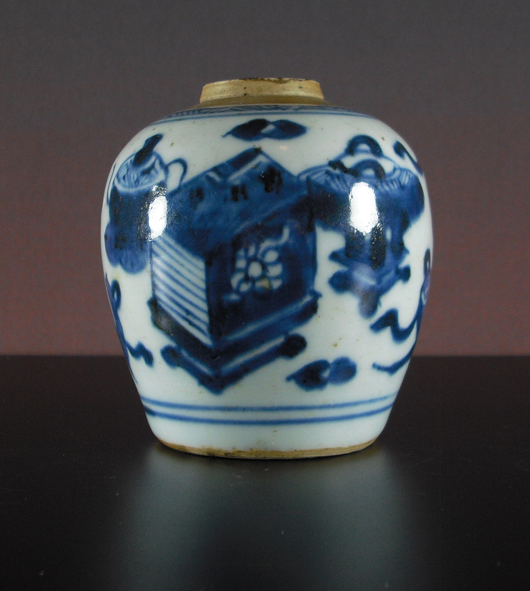 Kangxi Jar – Buddhistic Symbols