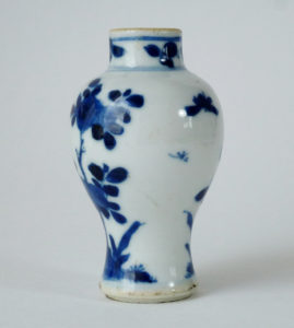 Kangxi Miniature Vase – Floral
