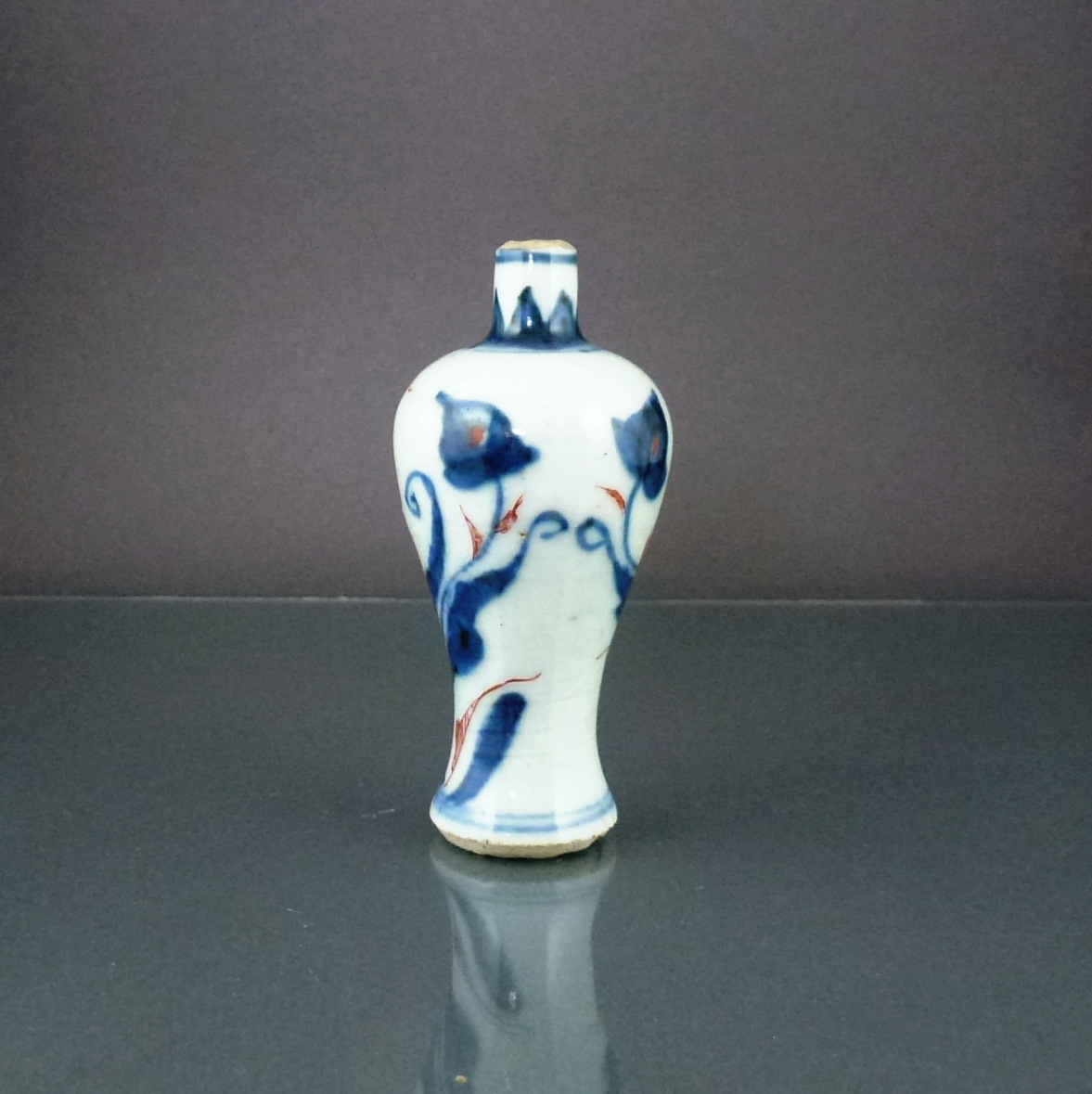 Chinese 17th C. Kangxi Miniature Vase – Tulip