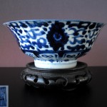 17th C. Deep Footring Bowl - Lotus