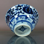 19th C. chinese Porcelain Bowl - Lotus Scroll
